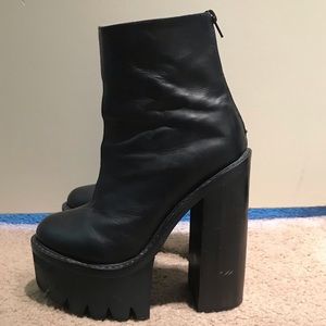 Jeffrey Campbell Mudler 100% leather 8.5 worn once